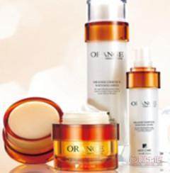 廣州碧奧化妝品 專業OEM代加工服務，打造高品質VC微針美白潤膚精華系列